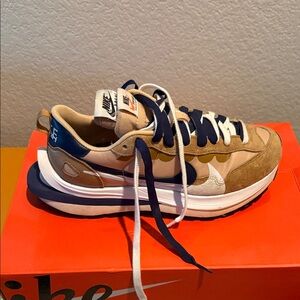 Nike Tan and Navy Sneakers